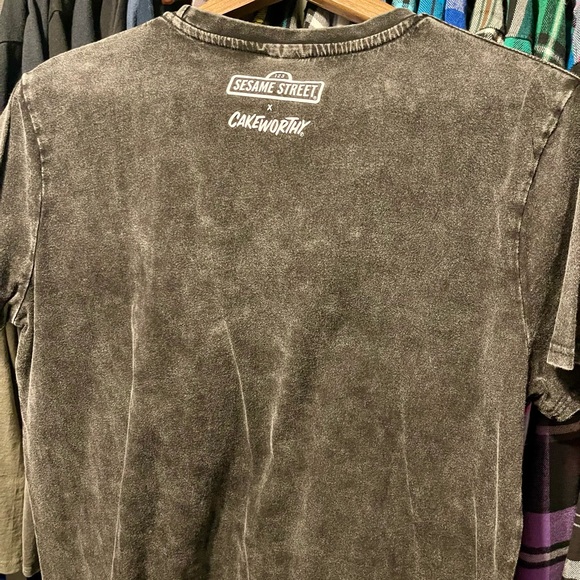 Cakeworthy Sesame Street Big Bird t-shirt - Picture 5 of 5